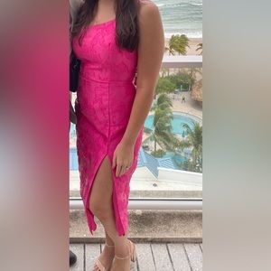 Lulu’s pink one shoulder dress, size large